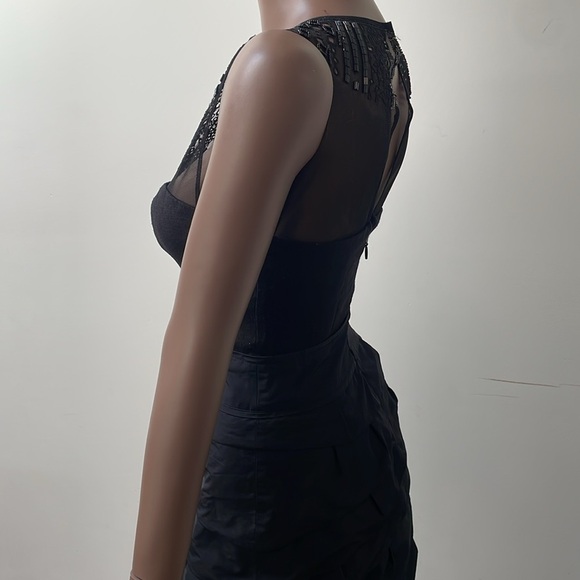 BCBGMaxAzria Mini Dress Beaded Sheath Bodycon Sleeveless Beaded Cocktail size 0 - Picture 5 of 10